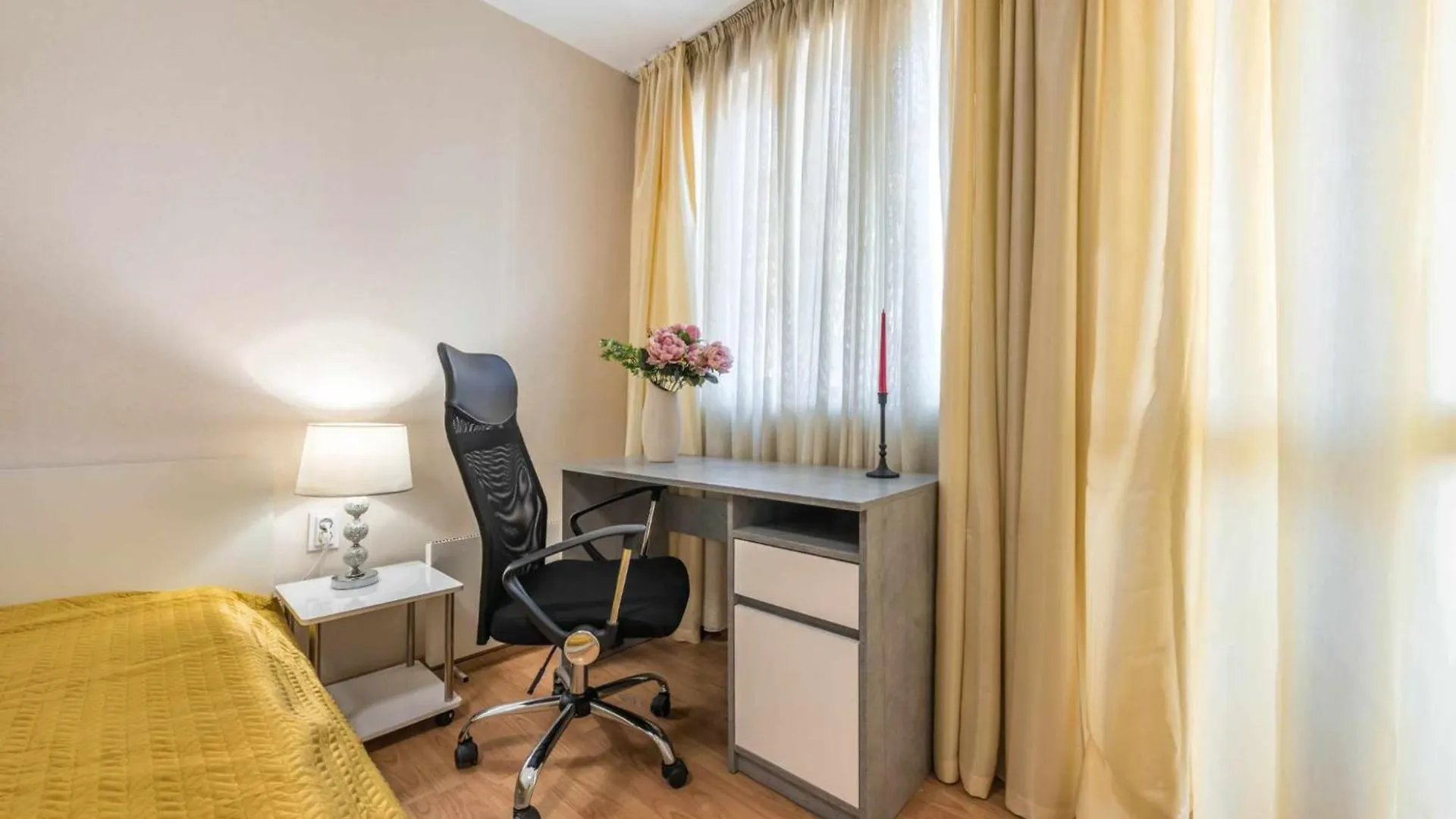Red Velvet Apartment Βάρνα 0*,