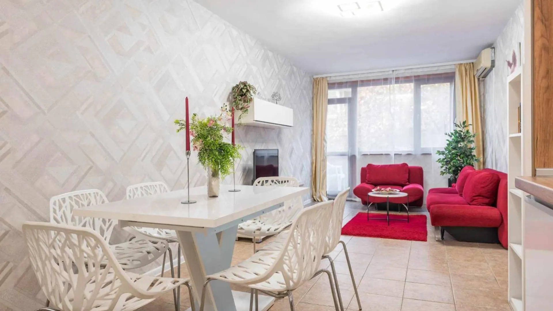 Red Velvet Apartment Βάρνα