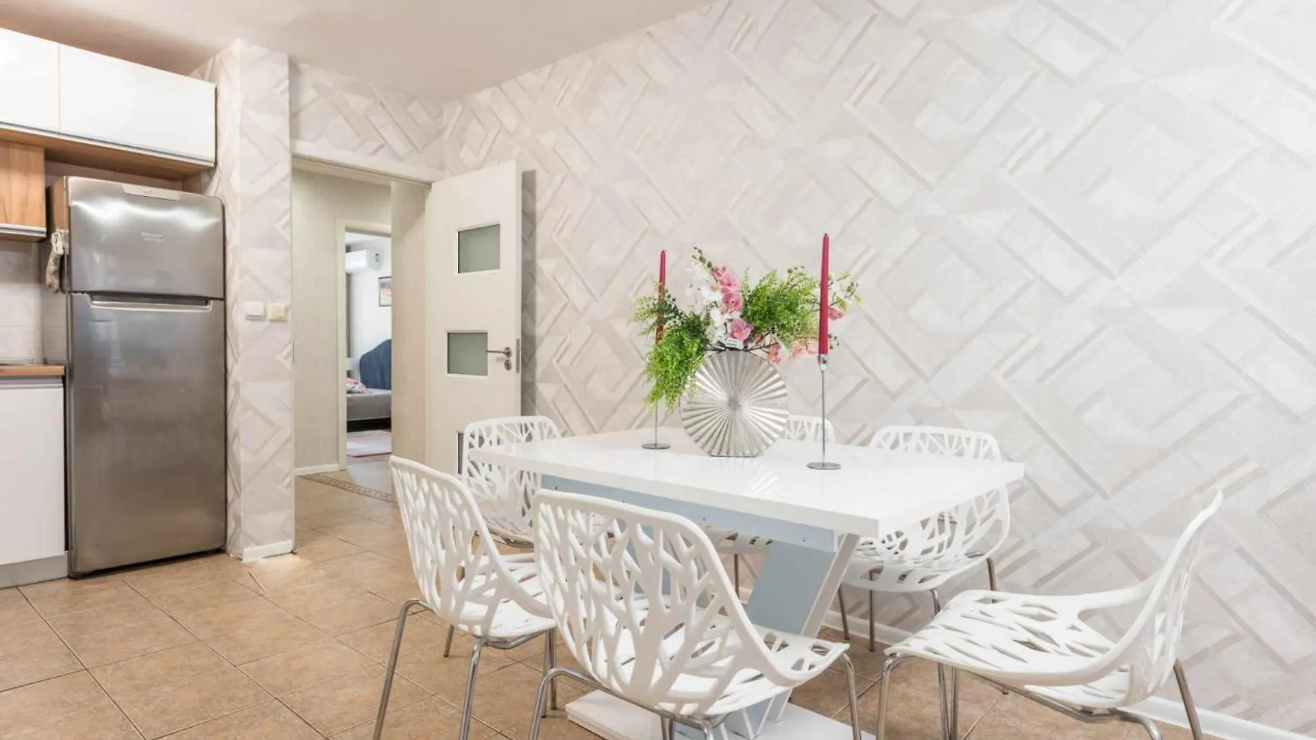 Red Velvet Apartment Βάρνα